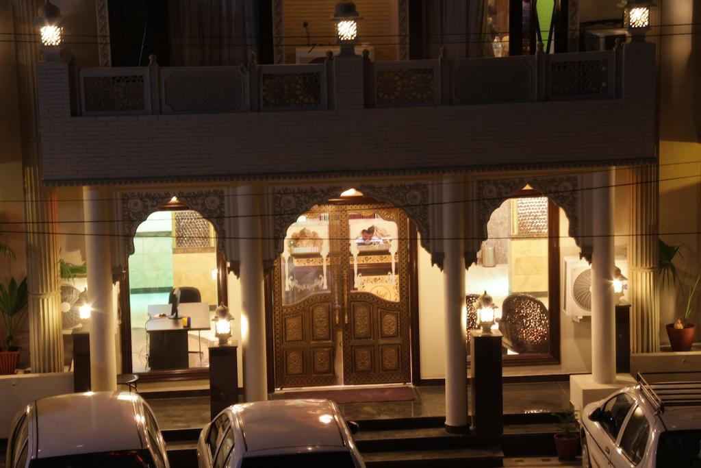 Hotel Nahargarh Haveli-Near Train Station Metro Jaipur Exterior foto